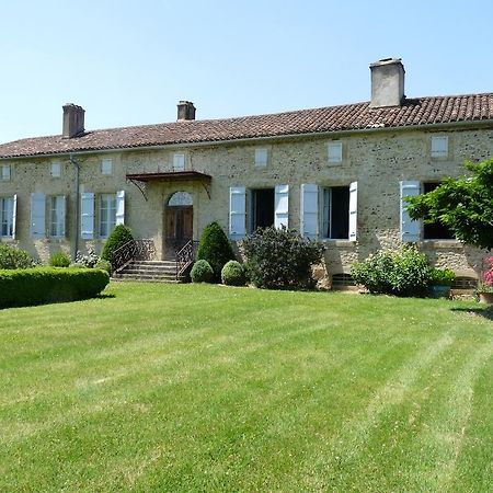 Le Pouy Bed and Breakfast Termes-d'Armagnac Exteriör bild